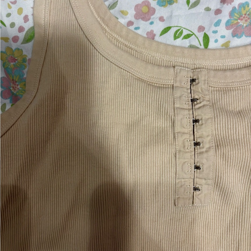 Beige Ribbed Tank Top - Picture 3 of 3